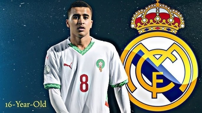 关于阿贾克斯遭遇争议红牌，皇马乘势反超比分完成逆转的信息