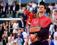  德约科维奇巅峰对决，Karsa与80激战TES分钟，绝杀胜负难料！