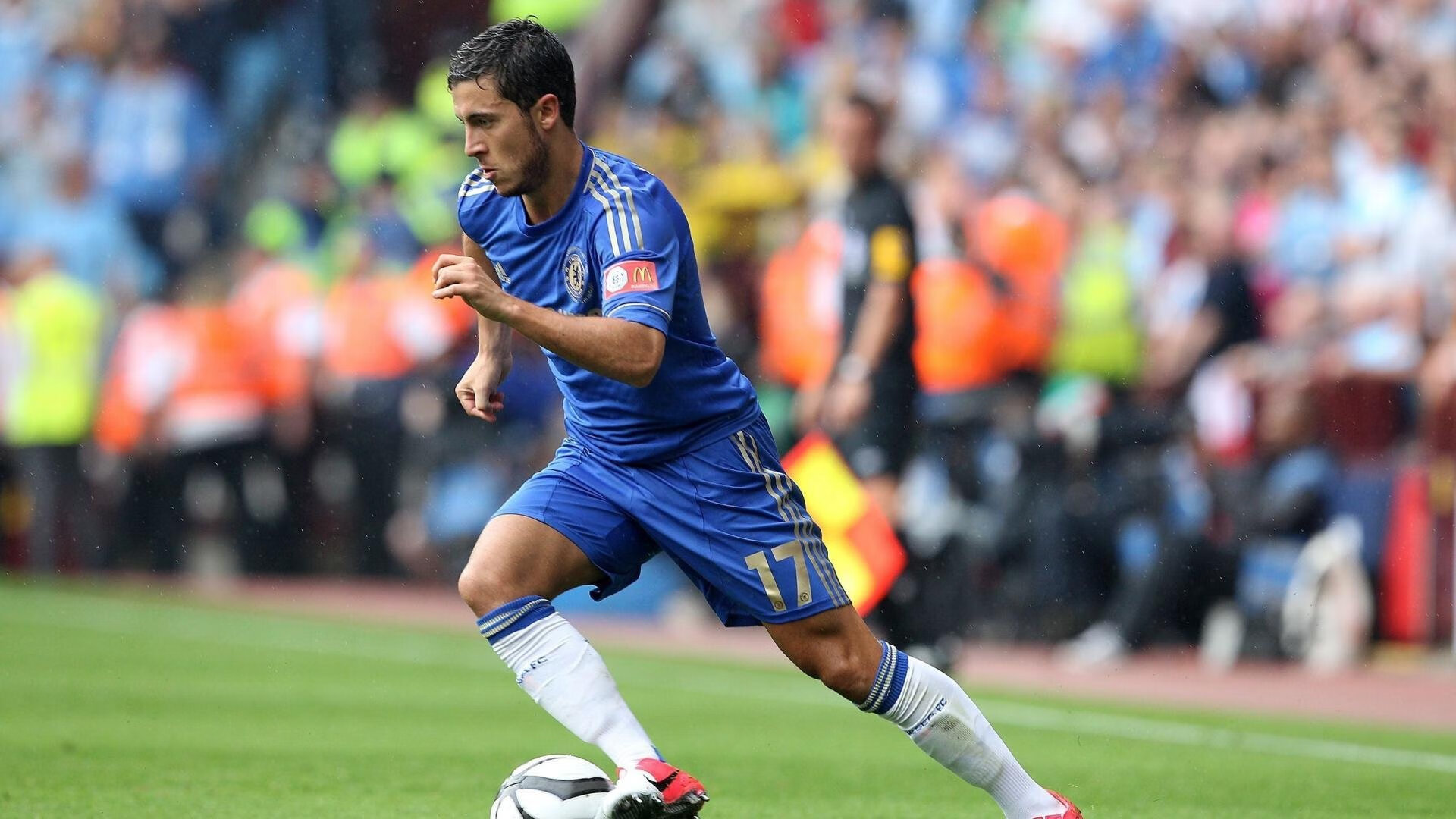 Ning回归赛场，败北首场状态亮眼，FPX观众沸腾！